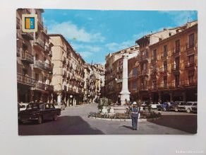 Postales: POSTAL TERUEL. PLAZA MARTEL. 1969. CIRCULADA. PLAZA DEL TORICO, GUARDIA POLICIA MUNICIPAL, SEAT 1500